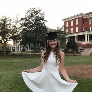 Meet your Posher, Madison